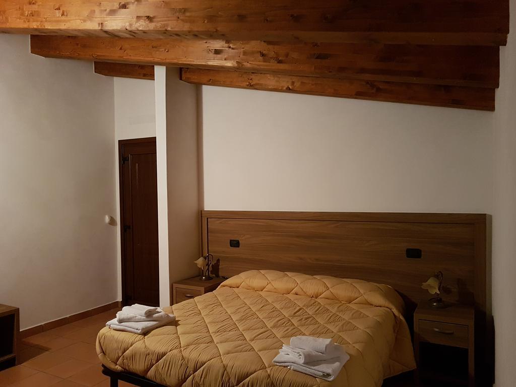 Agriturismo L'Ulivo Padula Dış mekan fotoğraf