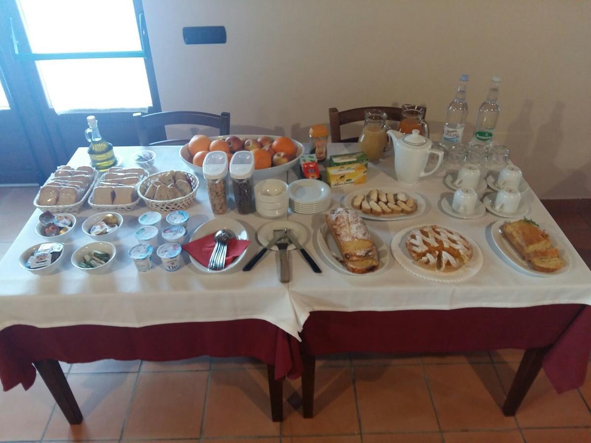 Agriturismo L'Ulivo Padula Dış mekan fotoğraf