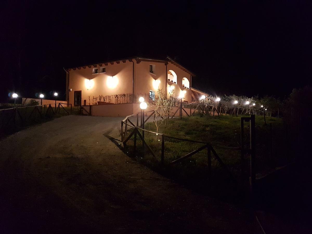 Agriturismo L'Ulivo Padula Dış mekan fotoğraf